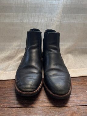Women’s Black Chelsea Boots